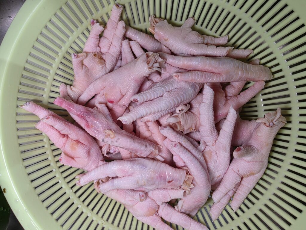 Frozen chicken feet nails removed